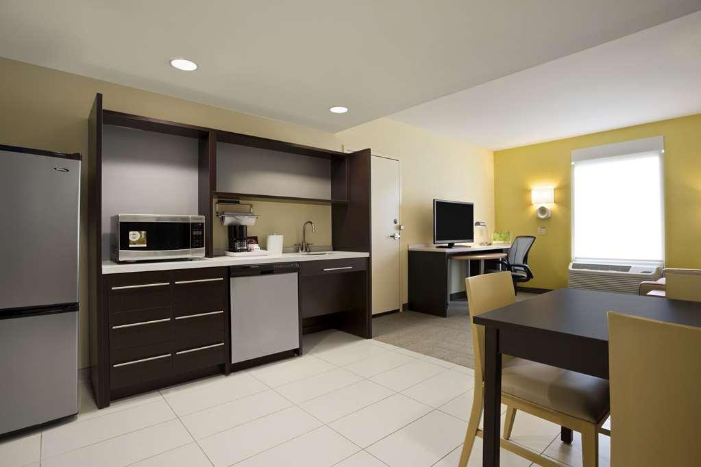Home2 Suites By Hilton Greensboro Airport, Nc Room photo